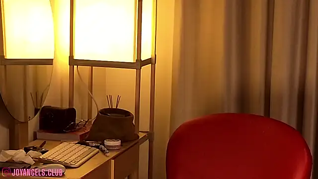 SophieCharm online show from 07/04/26, 04:41