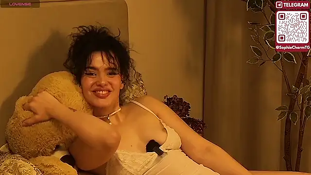 SophieCharm online show from 02/06/26, 09:49