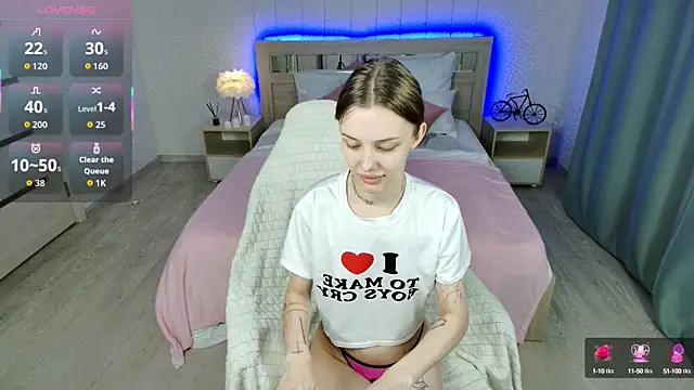 LesyaHayes online show from 10/05/25, 04:09