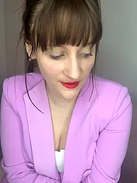 victoirenextdoor online show from 10/19/25, 05:37