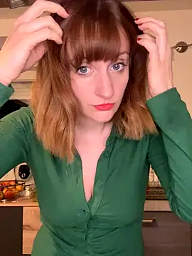 victoirenextdoor online show from 09/09/25, 06:28