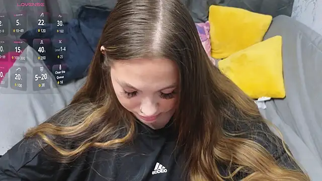 Nicole Vvinson online show from 02/13/25, 09:20