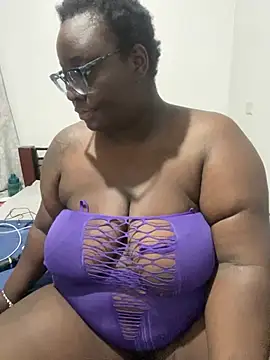 Snapshot of Toomuch_Squirt chatting on 02/16/26, 03:38 Toomuch Squirt online show from 02/16/26, 03:38