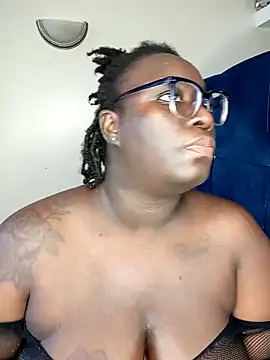 Snapshot of Toomuch_Squirt chatting on 02/12/25, 11:18 Toomuch Squirt online show from 02/12/25, 11:18