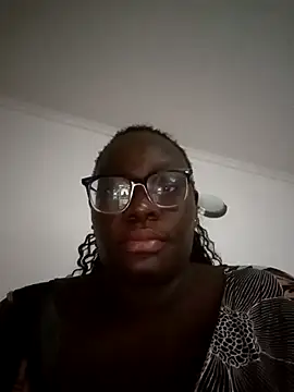 Snapshot of Toomuch_Squirt chatting on 03/06/25, 05:22 Toomuch Squirt online show from 03/06/25, 05:22