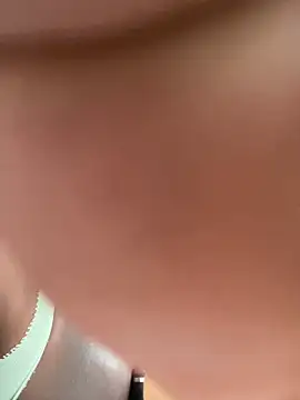 Snapshot of Toomuch_Squirt chatting on 02/03/26, 04:32 Toomuch Squirt online show from 02/03/26, 04:32