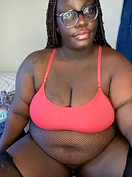 Snapshot of Toomuch_Squirt chatting on 01/20/25, 10:40 Toomuch Squirt online show from 01/20/25, 10:40