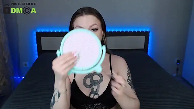 RonnieMilles online show from 06/26/26, 01:11