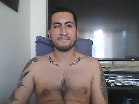 Snapshot of JasonGray96 chatting on 06/17/26, 05:23 JasonGray96 online show from 06/17/26, 05:23