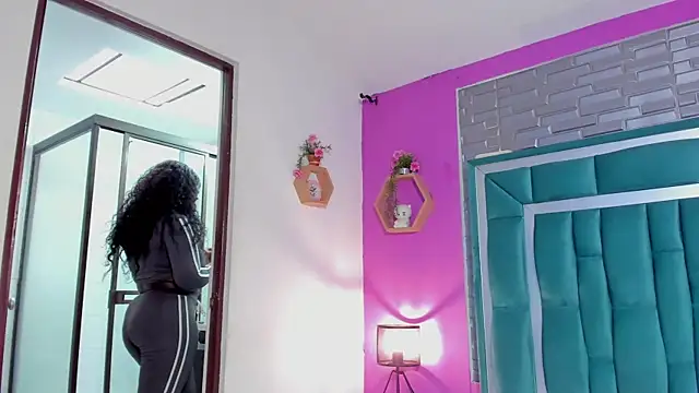 LORENSCOLLINS online show from 12/19/25, 07:49