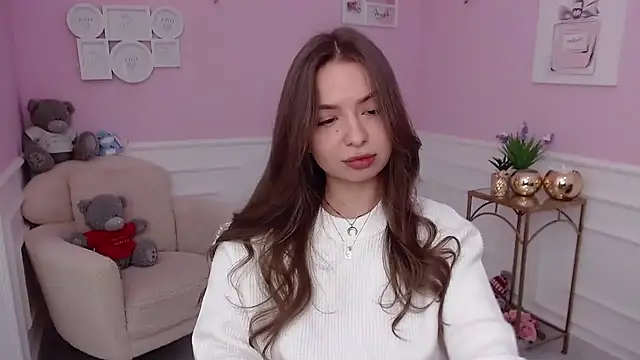 LucySkilar online show from 09/26/25, 04:19