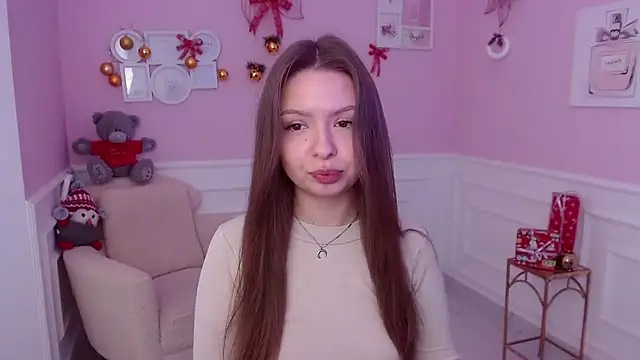 LucySkilar online show from 12/31/24, 05:33