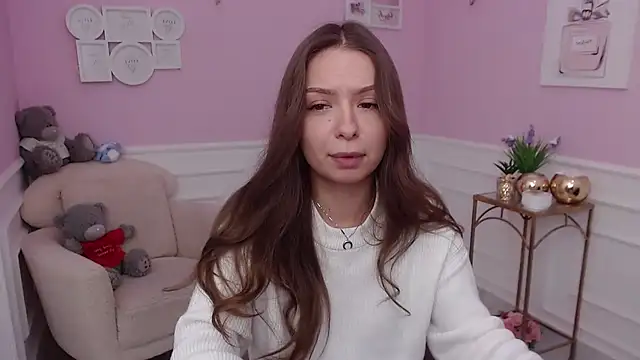 LucySkilar online show from 11/07/25, 05:34