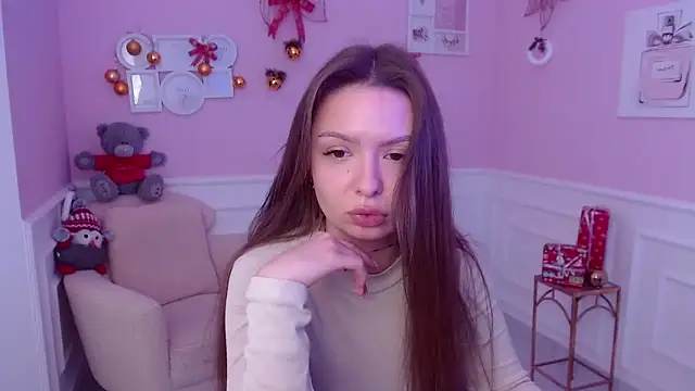 LucySkilar online show from 12/31/24, 08:37