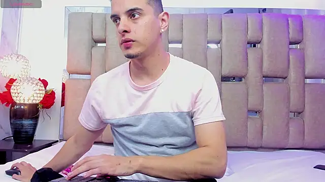 Maximo   online show from 09/09/25, 12:36