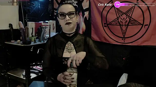 Evil Queen 666 online show from 05/08/26, 06:50