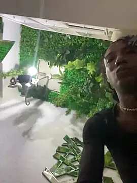 tamarabigass1 online show from 11/18/25, 05:44