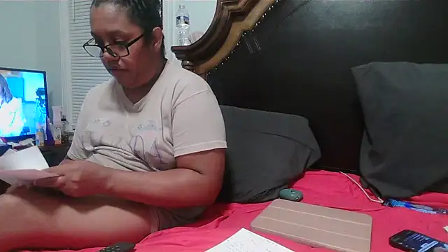 ebonyred online show from 01/05/26, 11:19