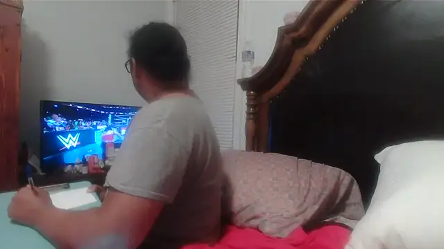 ebonyred online show from 04/14/26, 01:32