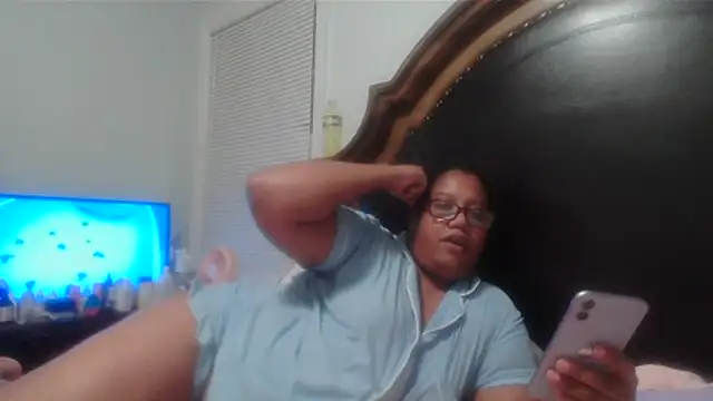 ebonyred online show from 07/23/26, 01:52