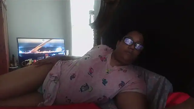 ebonyred online show from 04/11/26, 01:04