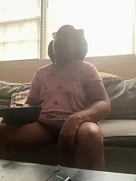 ebonyred online show from 02/15/26, 02:05