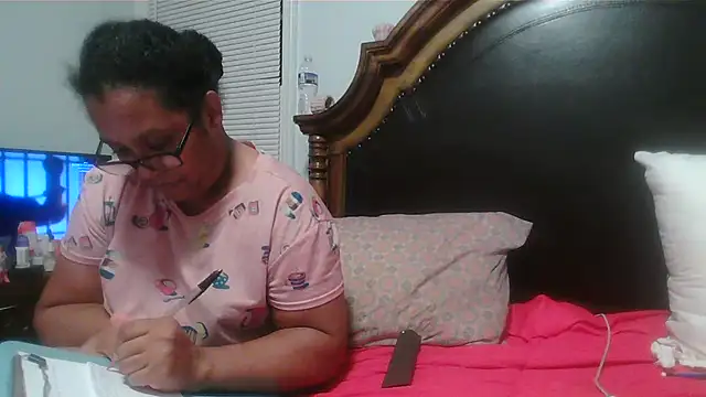 ebonyred online show from 04/07/26, 12:23