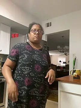 ebonyred online show from 03/10/25, 02:48