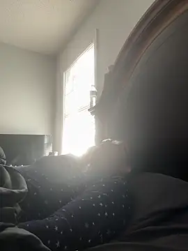 ebonyred online show from 12/21/25, 02:19