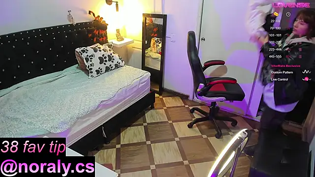 hey noraly online show from 10/31/25, 03:58