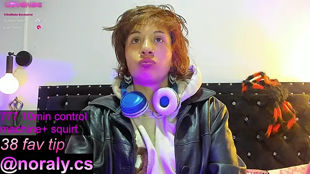 hey noraly online show from 10/25/25, 04:11