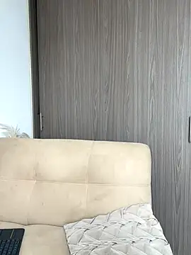 MelissaWaltton online show from 11/28/25, 03:23