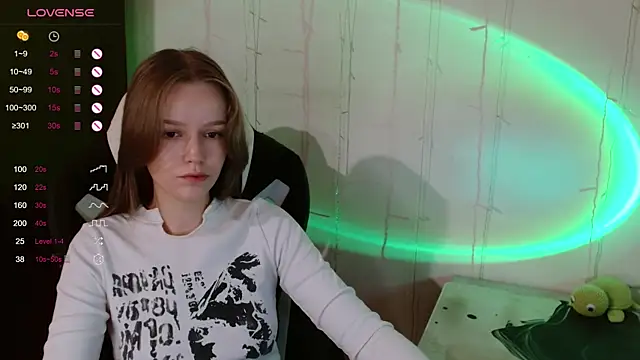 Snapshot of amelia_sweeti chatting on 10/11/25, 07:59 amelia sweeti online show from 10/11/25, 07:59