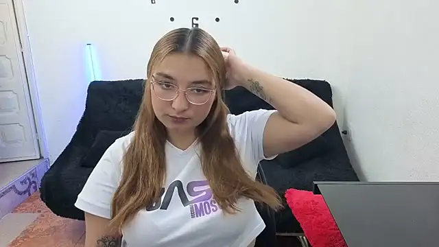  sweetcarla online show from 05/13/26, 05:20