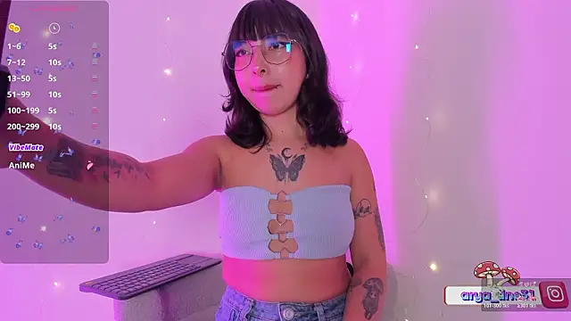 arysUwU online show from 02/18/26, 03:37