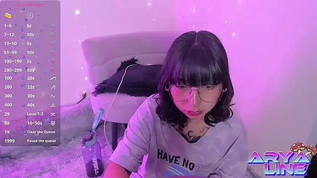 arysUwU online show from 04/11/26, 03:36