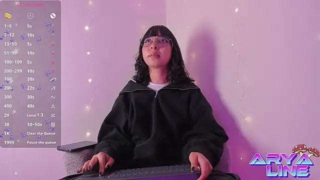 arysUwU online show from 12/22/25, 02:11