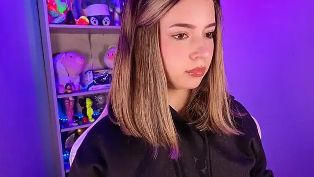 EmilyMiller  online show from 05/19/26, 03:08