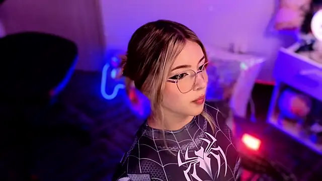 EmilyMiller  online show from 07/19/26, 03:31