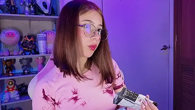 EmilyMiller  online show from 11/14/25, 05:05