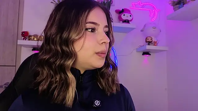 EmilyMiller  online show from 06/09/26, 03:35
