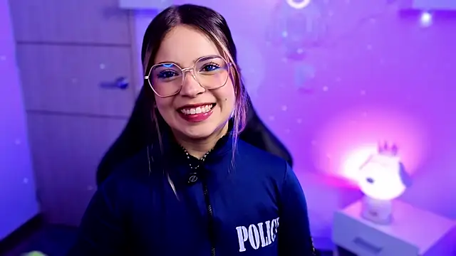 EmilyMiller  online show from 06/26/26, 03:29