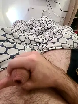 doudoucharlyc4 online show from 12/05/25, 08:02