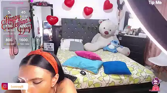 Pocahontaslovex online show from 02/15/25, 05:51