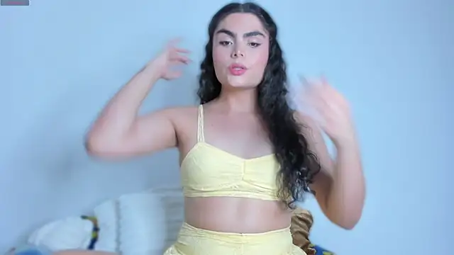 cheryl blossom69 online show from 12/15/25, 01:33