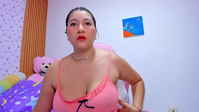 Snapshot of Soyqueen chatting on 05/18/26, 04:07 Soyqueen online show from 05/18/26, 04:07