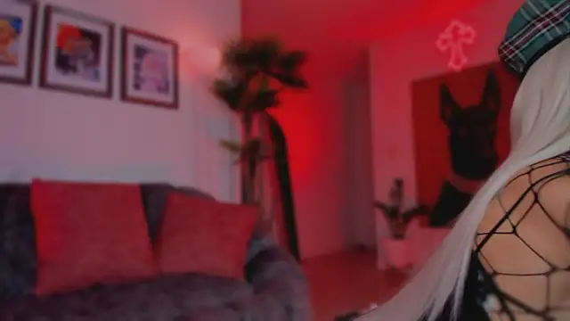 Taylor  foxxx online show from 02/25/26, 05:29