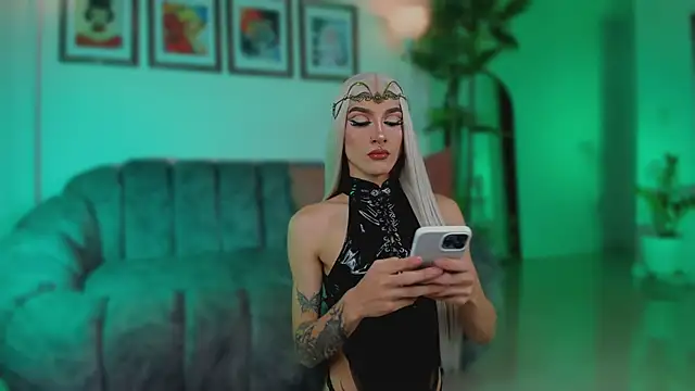 Taylor  foxxx online show from 03/19/26, 06:02