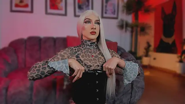 Taylor  foxxx online show from 07/04/26, 06:09