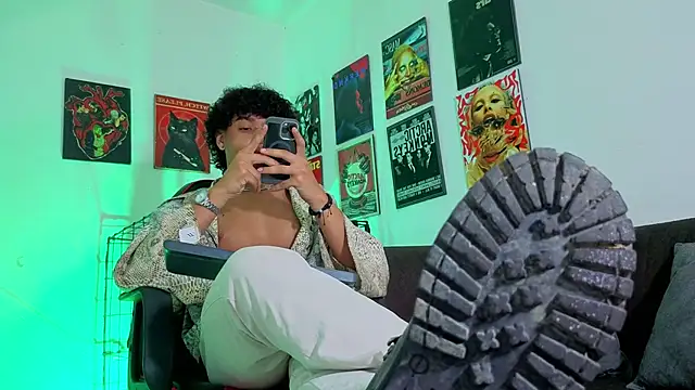 GaelOconner online show from 11/20/25, 03:29